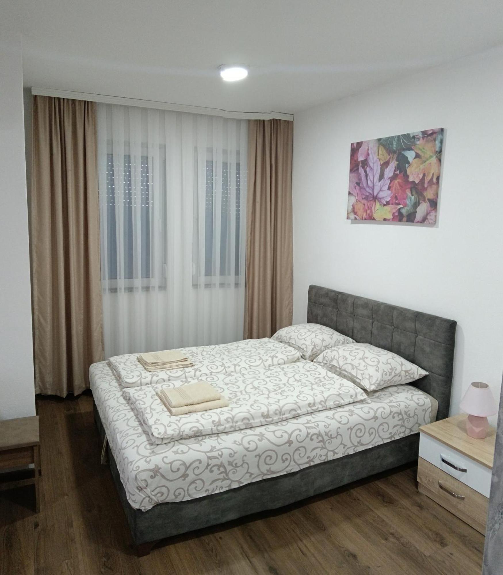 Apartmani Centar Sjenica Zewnętrze zdjęcie